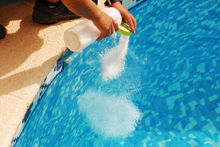 essential-pool-chemicals-for-your-water-champions-pool